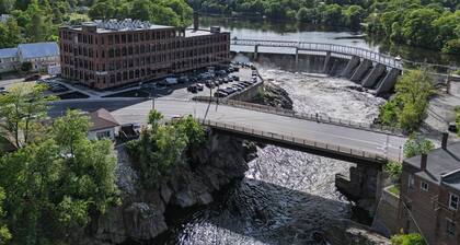 The Skowhegan By Kasa