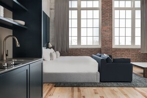 1 habitación, decoración personalizada y muebles diferentes 