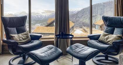 4 bedroom lovely home in Rysstad