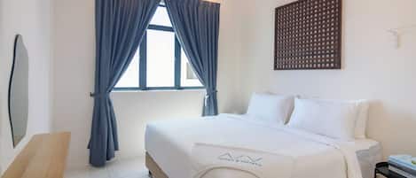 Deluxe Apartment, 1 King Bed, City View | View from room