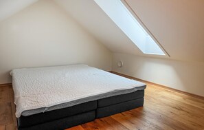 2 bedrooms, free WiFi