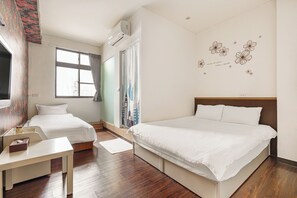 Chambre Triple Standard | Wi-Fi gratuit, draps fournis