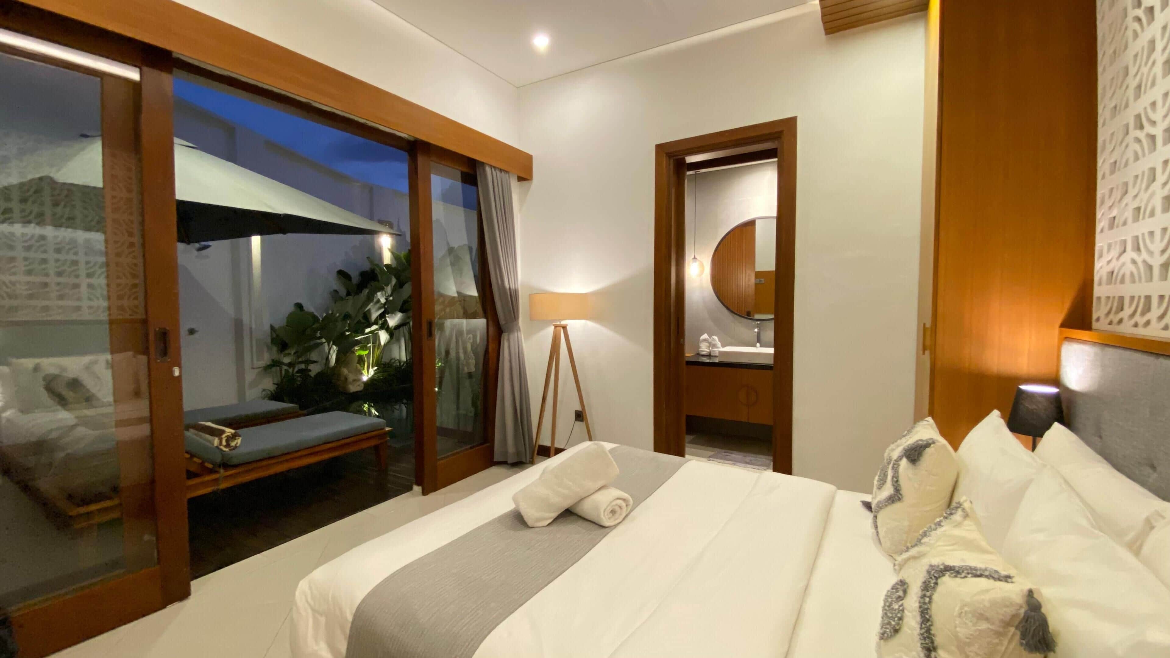 Deluxe-Villa, 2 Schlafzimmer, eigener Pool | 2 Schlafzimmer, Bügeleisen/Bügelbrett, kostenloses WLAN