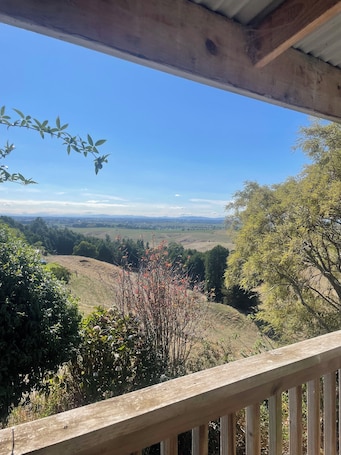 Property grounds. Cosy Country Cottage Private with views