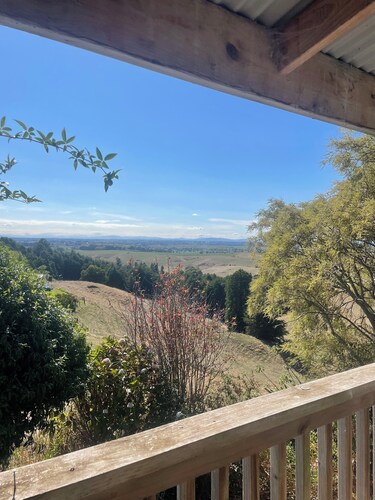 Cosy Country Cottage Private with views