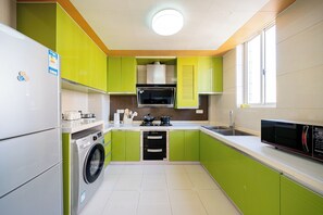 Appartement Confort, 3 chambres, non-fumeur, vue sur la ville | Cuisine privée