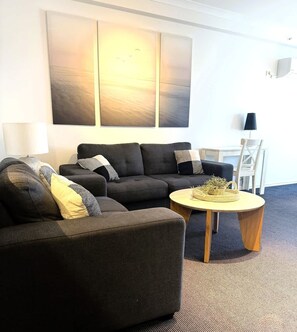 Smart-tv en een kantoor