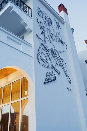 Exterior - Blue Bay Hotel (Pangaio)