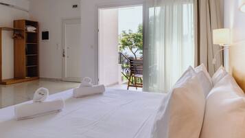 In-room safe, blackout curtains, iron/ironing board, free WiFi