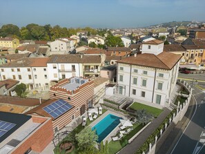 Piscina stagionale all'aperto