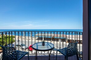 Appartement Confort, balcon, vue plage | Terrasse/Patio