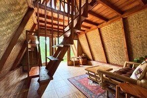 小屋, 浴缸 | 起居区