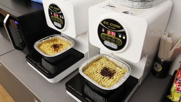 Café da manhã self-service grátis durante a semana