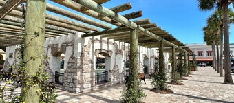 Tropic Like It's Hot - 3/2 w/ Golf Cart in The Village of Santiago