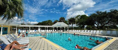 Una piscina climatizada