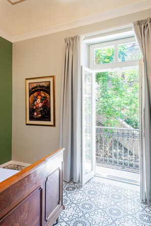Luxury Suite, Balcony, City View