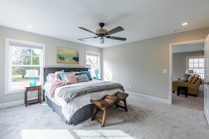5 chambres, fer et planche à repasser, Wi-Fi gratuit, draps fournis