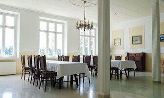 Se ofrece un desayuno bufé todos los días (por un coste adicional)