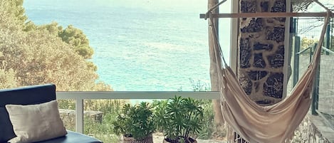 Apartment, Sea View | Living area