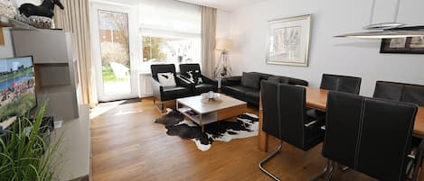 Télévision, lecteur de DVD, chaîne hi-fi