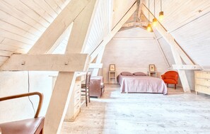 2 Schlafzimmer, Reisekinderbett, kostenloses WLAN, Bettwäsche