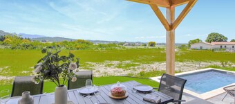 Stunning home in Puy St Martin