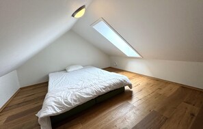 2 bedrooms, free WiFi - Pet friendly apartment in Søgne (Søgne)