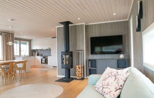 Maison confortable de 4 chambres à.