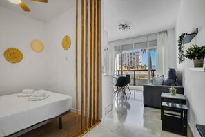 Iron/ironing board, travel cot, free WiFi, bed sheets - Casa Álvaro - Sea views (Torremolinos)