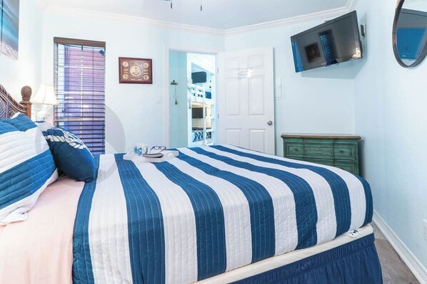 1 bedroom, iron/ironing board, free WiFi, bed sheets