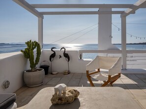 Terrace/patio - Walkable distance from everything you need (Paros)