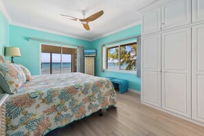 3 bedrooms, desk, iron/ironing board, WiFi