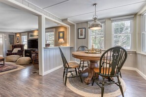 Dining - Waterfront Cottage Retreat By Evergreen Home (Becket)