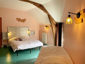 2 chambres, accès au Wi-Fi (inclus)