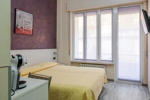 1 bedroom, laptop workspace, bed sheets - Hotel 3 Comfort and Serenity Heart of Ventimiglia (Ventimiglia)