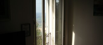 Angela's House on the Ancient Walls of Todi for 2/4 people