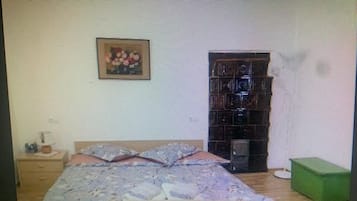 3 slaapkamers, een strijkplank/strijkijzer, wifi