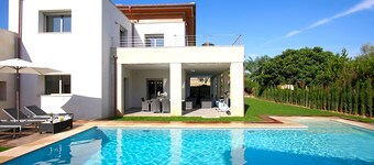 Casa Linda in Port de Pollen a