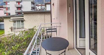 Nice apartment for 4 guests with WIFI, TV, patio and pets allowed