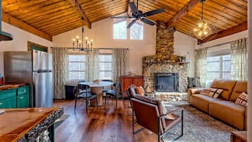 智能电视、壁炉