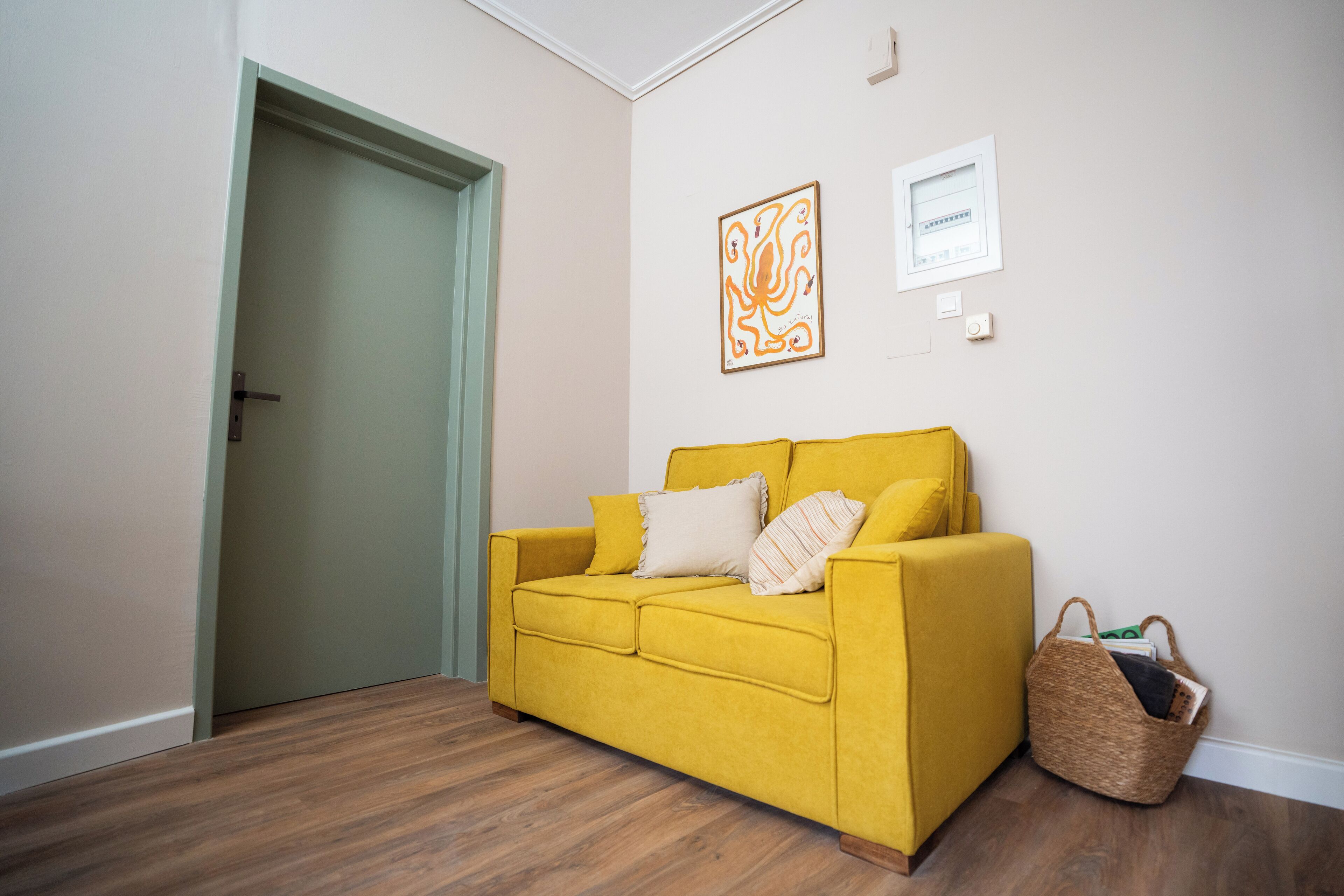 Superior Apartment, Pets Allowed, City View | Living room | 42-inch Smart TV with digital channels, toys, books