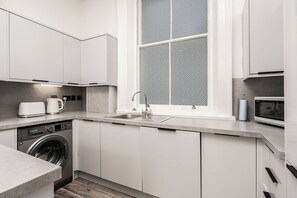 Microwave, stovetop, kitchen islands
