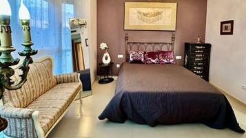 4 slaapkamers, een kluis op de kamer, wifi, beddengoed