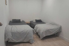 7 Schlafzimmer, WLAN