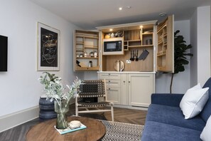TV, offices