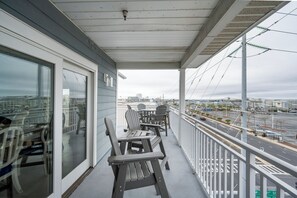 Property grounds - New for 2025! Beautiful Penhouse Condo With Breathtaking Views! (Ocean City)