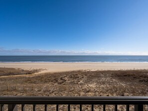 Beach - Two bedroom oceanfront condo with outdoor pool (Ocean City)