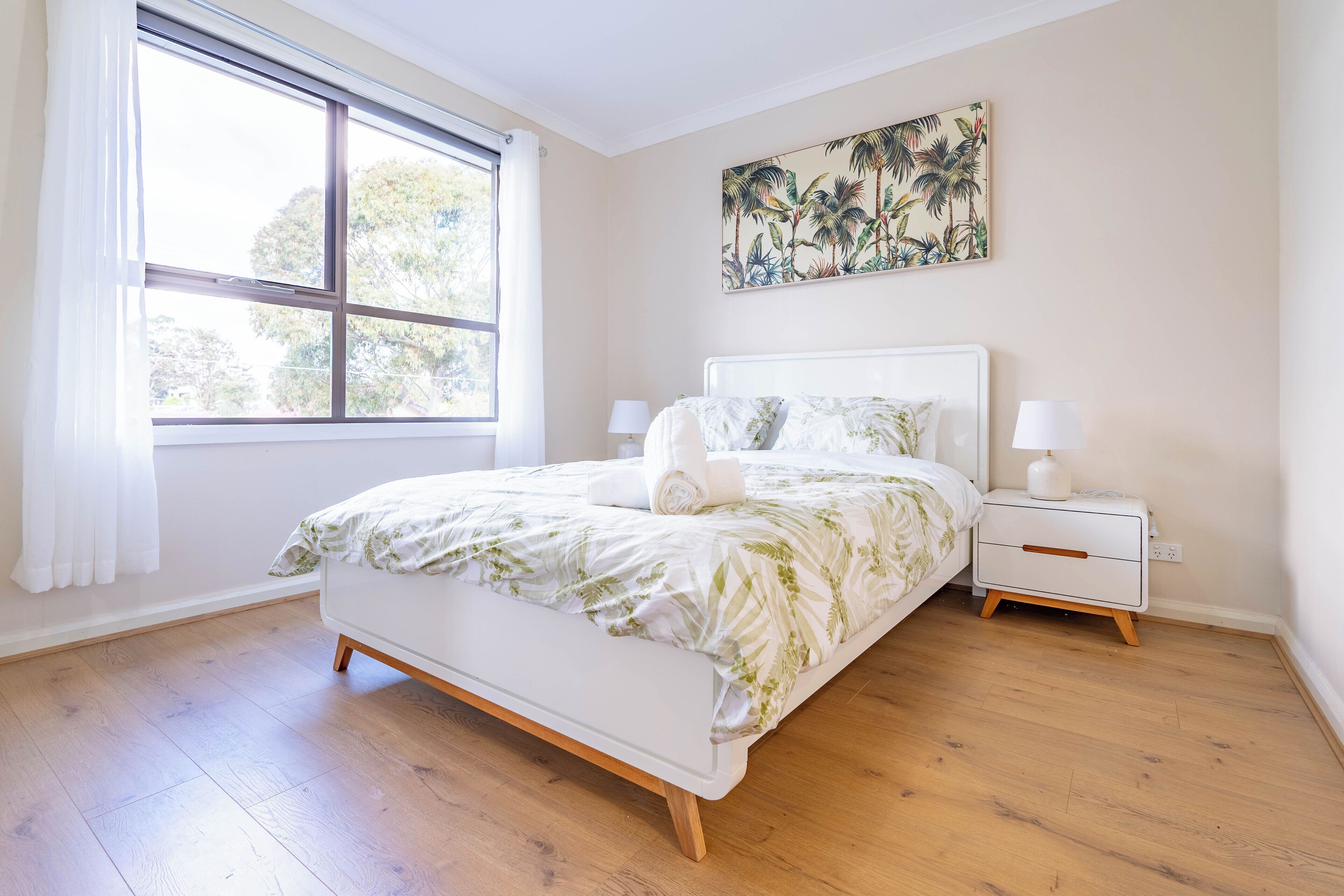 3 slaapkamers, een strijkplank/strijkijzer, wifi, beddengoed