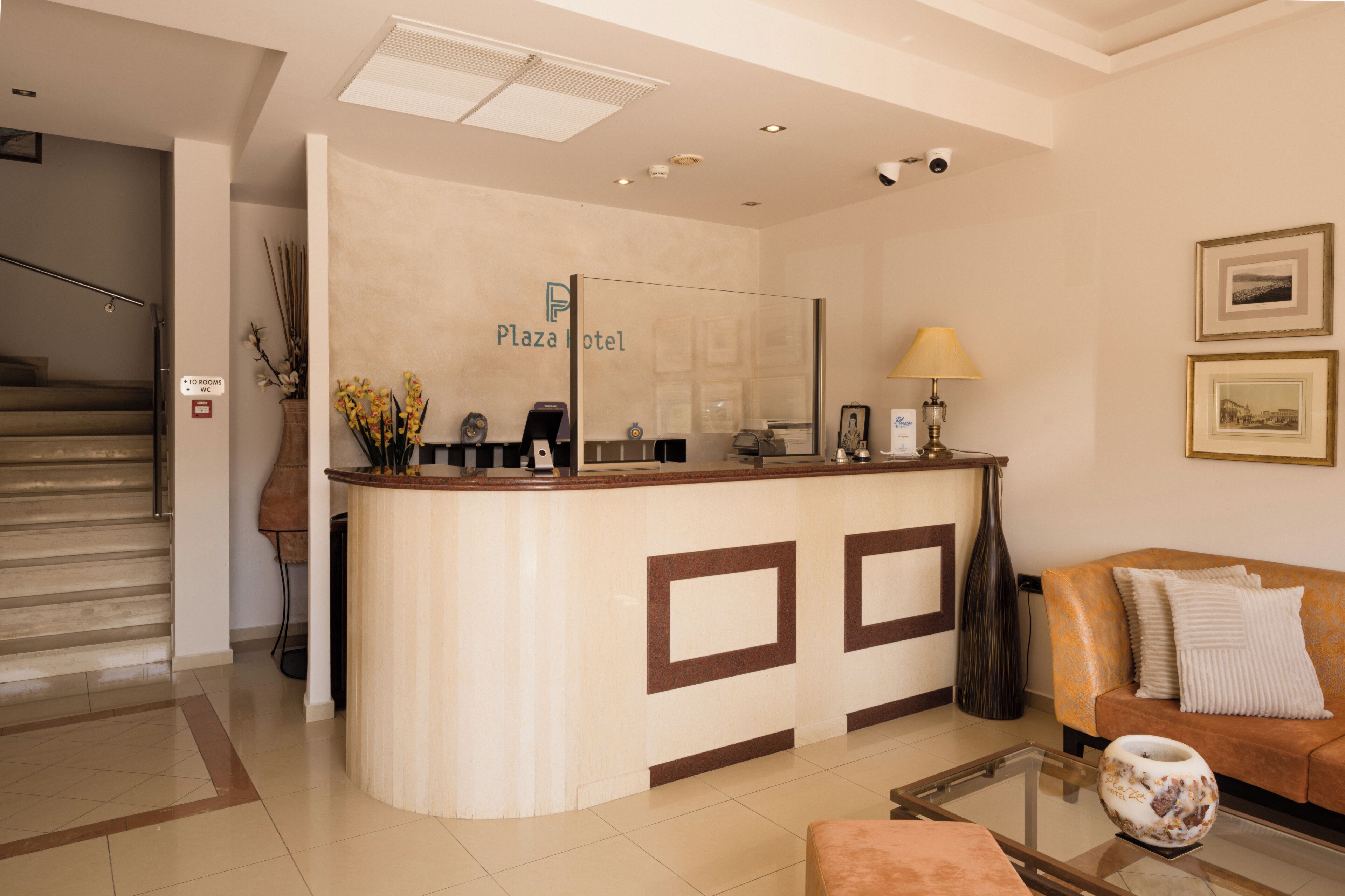 Photo - Plaza Hotel
