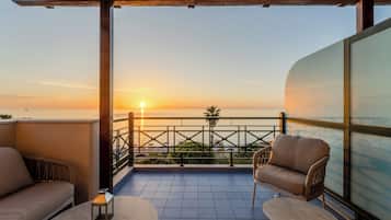 Superior Quadruple Room, 2 Bedrooms, Sea View | Terrace/patio